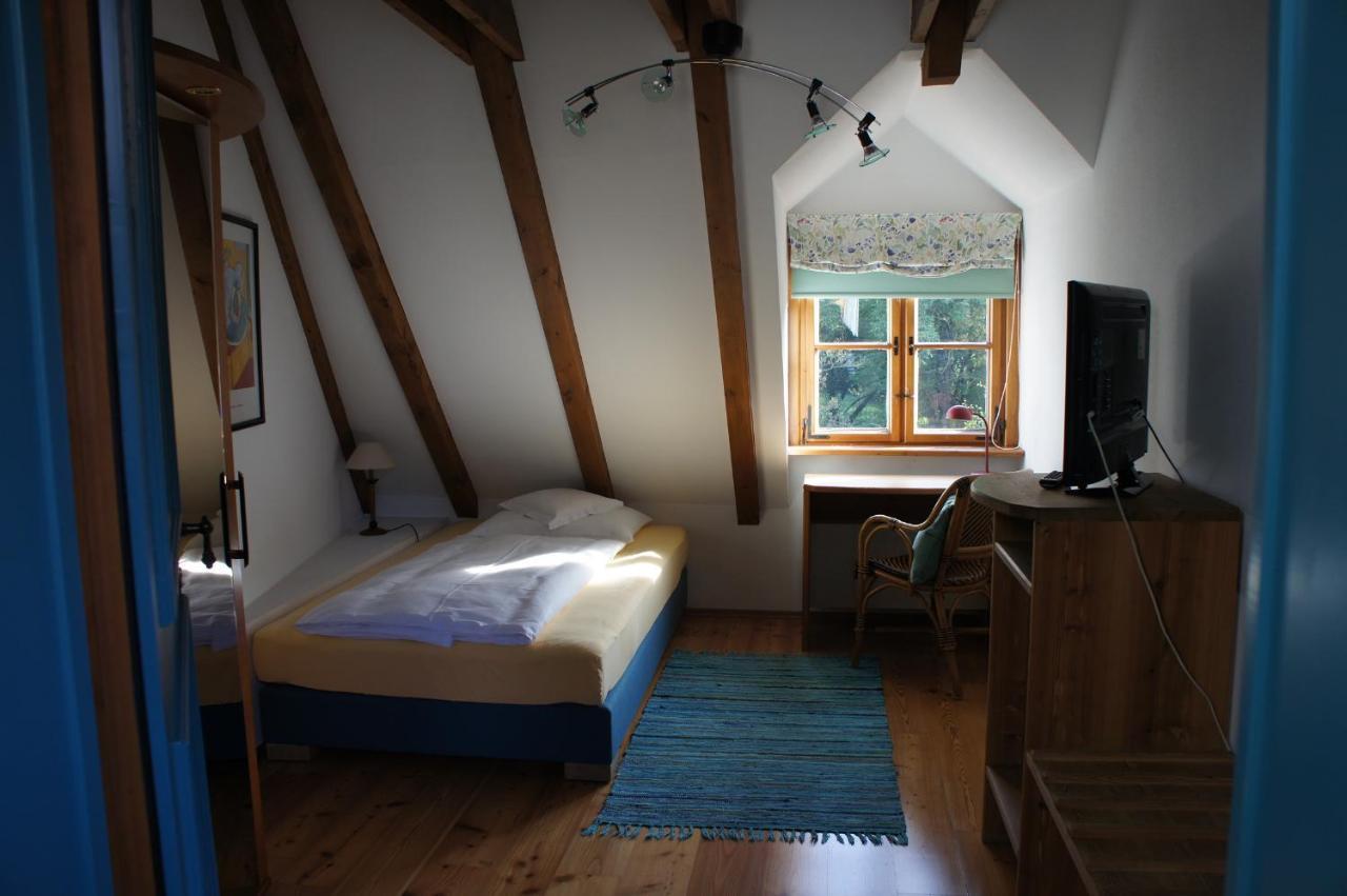 Hotel Schwarzer Adler แอร์ลังเงิน ภายนอก รูปภาพ
