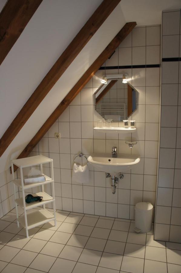 Hotel Schwarzer Adler แอร์ลังเงิน ภายนอก รูปภาพ