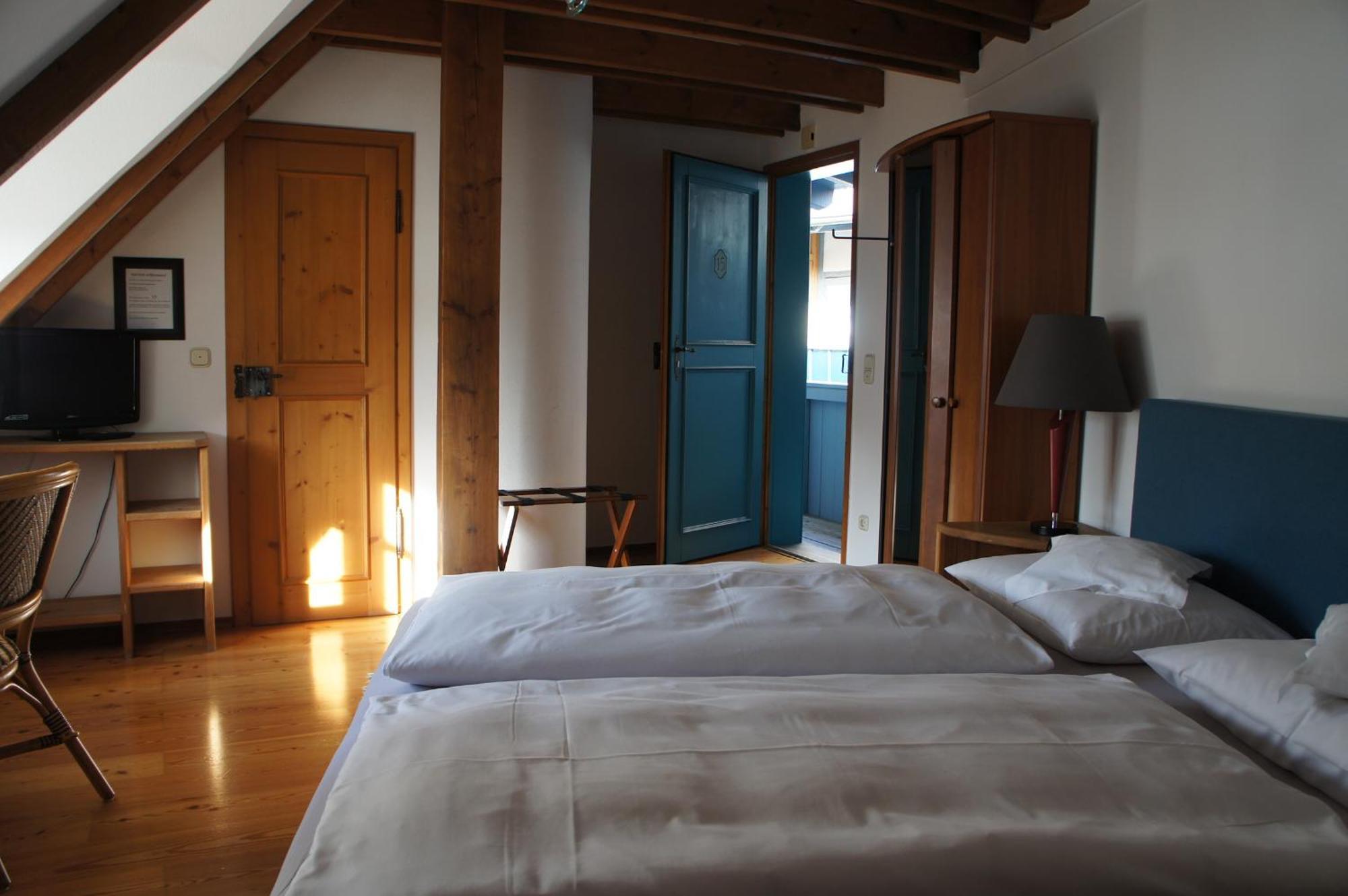Hotel Schwarzer Adler แอร์ลังเงิน ห้อง รูปภาพ